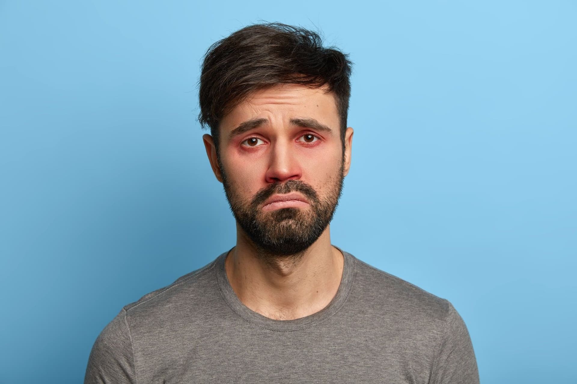 Pink eye vs. allergies: similarities and differences